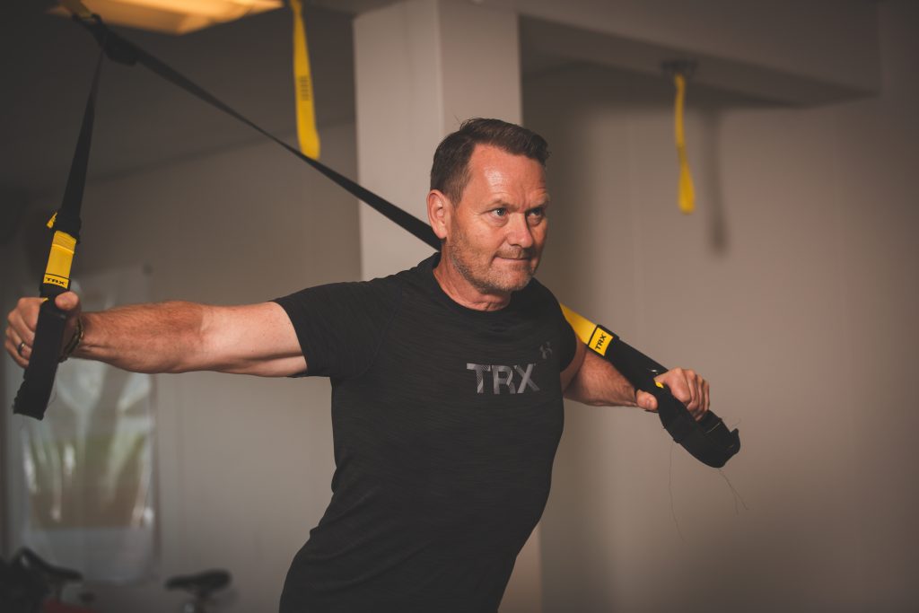 Kim underviser i TRX hos House of Movement Viborg